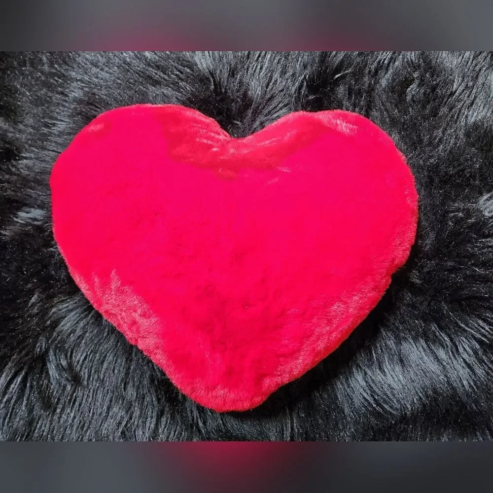 Red Faux Fur Heart Shaped Throw Pillow, 14